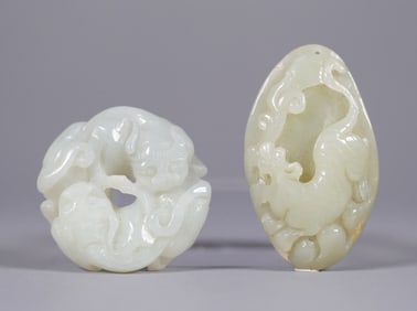 Lots Chinese fine jade carvings