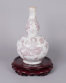 Chinese fine gourd vase