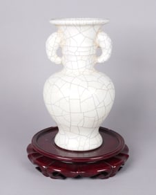 Chinese white crackled vase