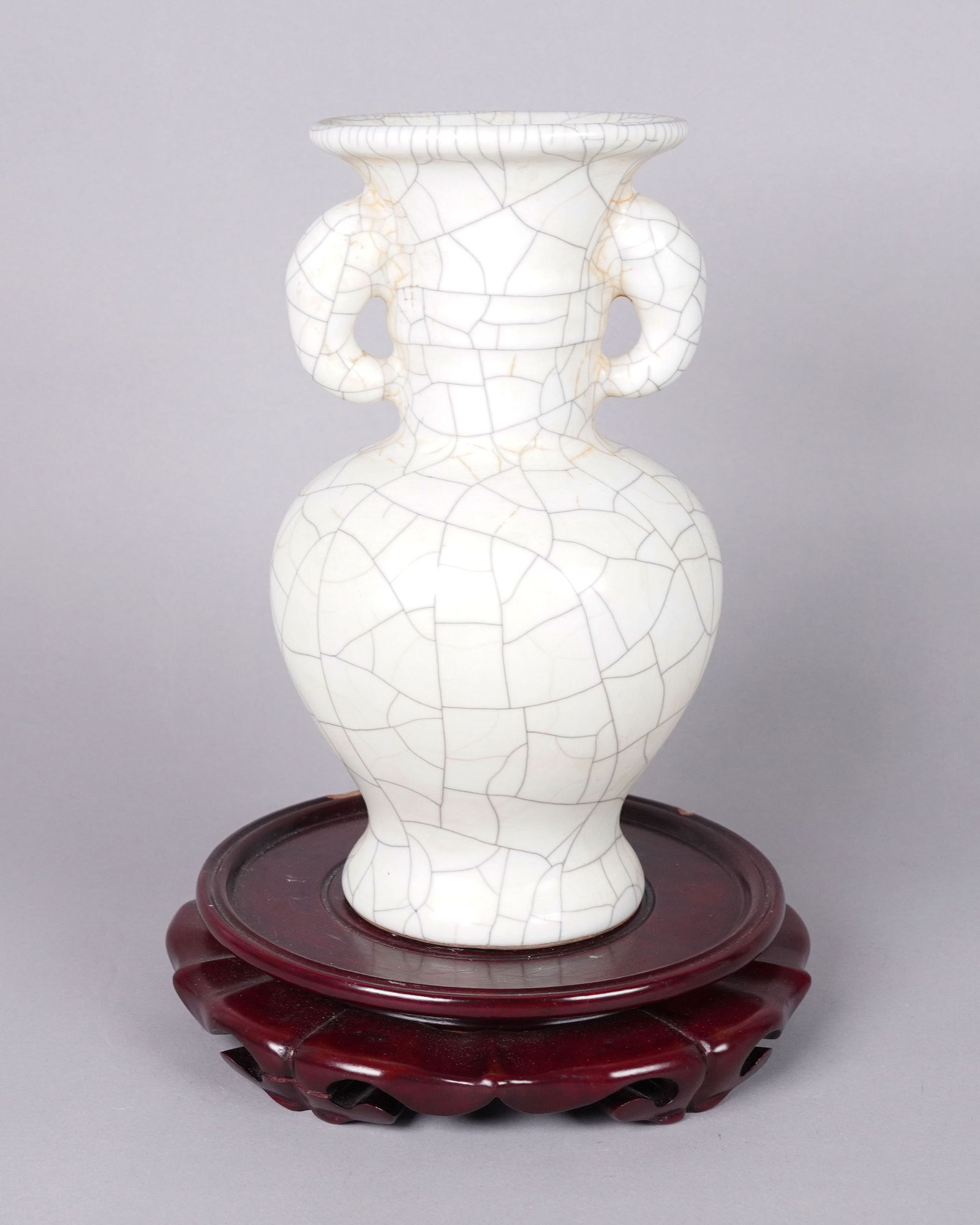 Chinese white crackled vase (1 of 6)