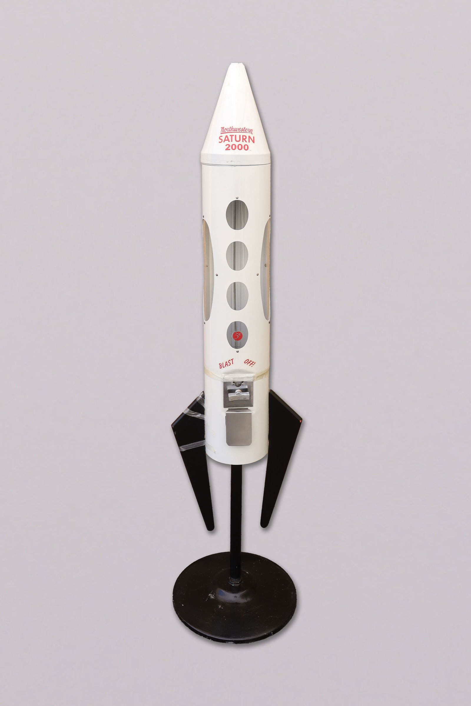 Northwestern Saturn 2000 gumball machine (1 of 7)