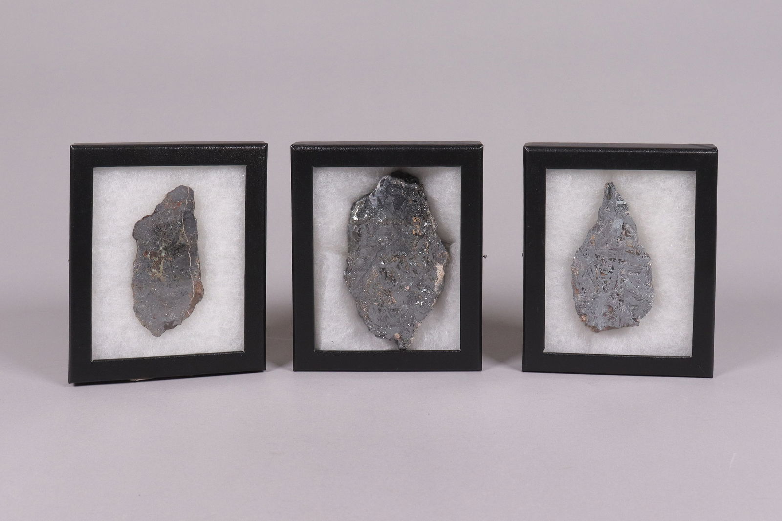 Lots meteorite stones in box (1 of 6)