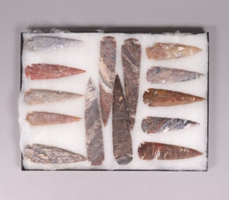 Lots vintage spear heads