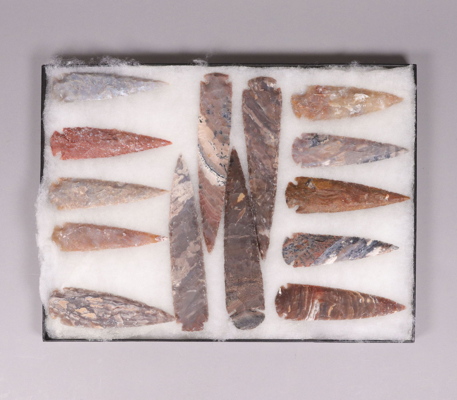 Lots vintage spear heads (1 of 6)