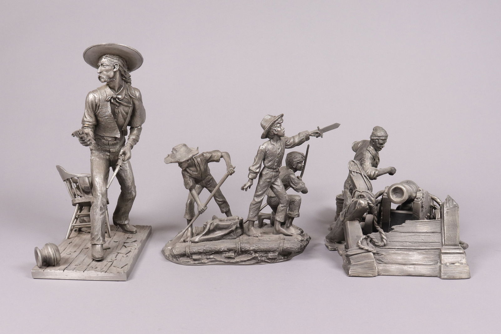 Lots fine carved figures (1 of 7)