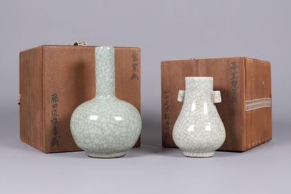 Lots Chinese crackled vase with wooden box