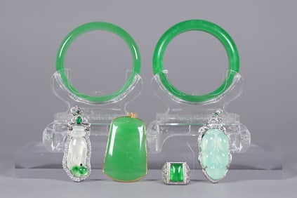 Lots Chinese fine items ungraded