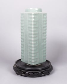 Chinese fine square vase