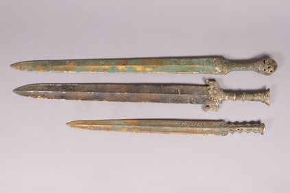 Lots Chinese bronze sword