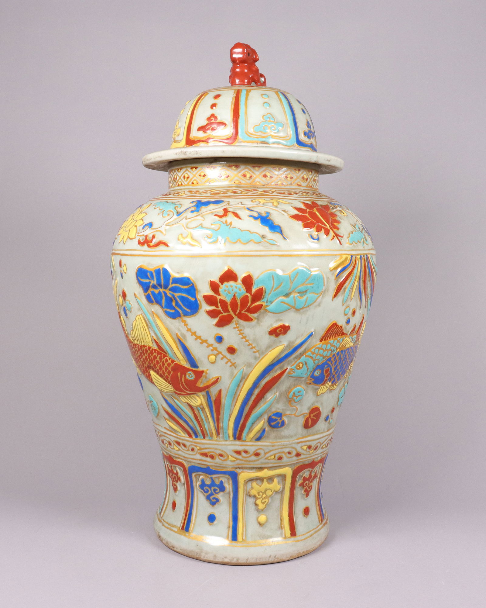 Chinese fine massive jar (1 of 6)