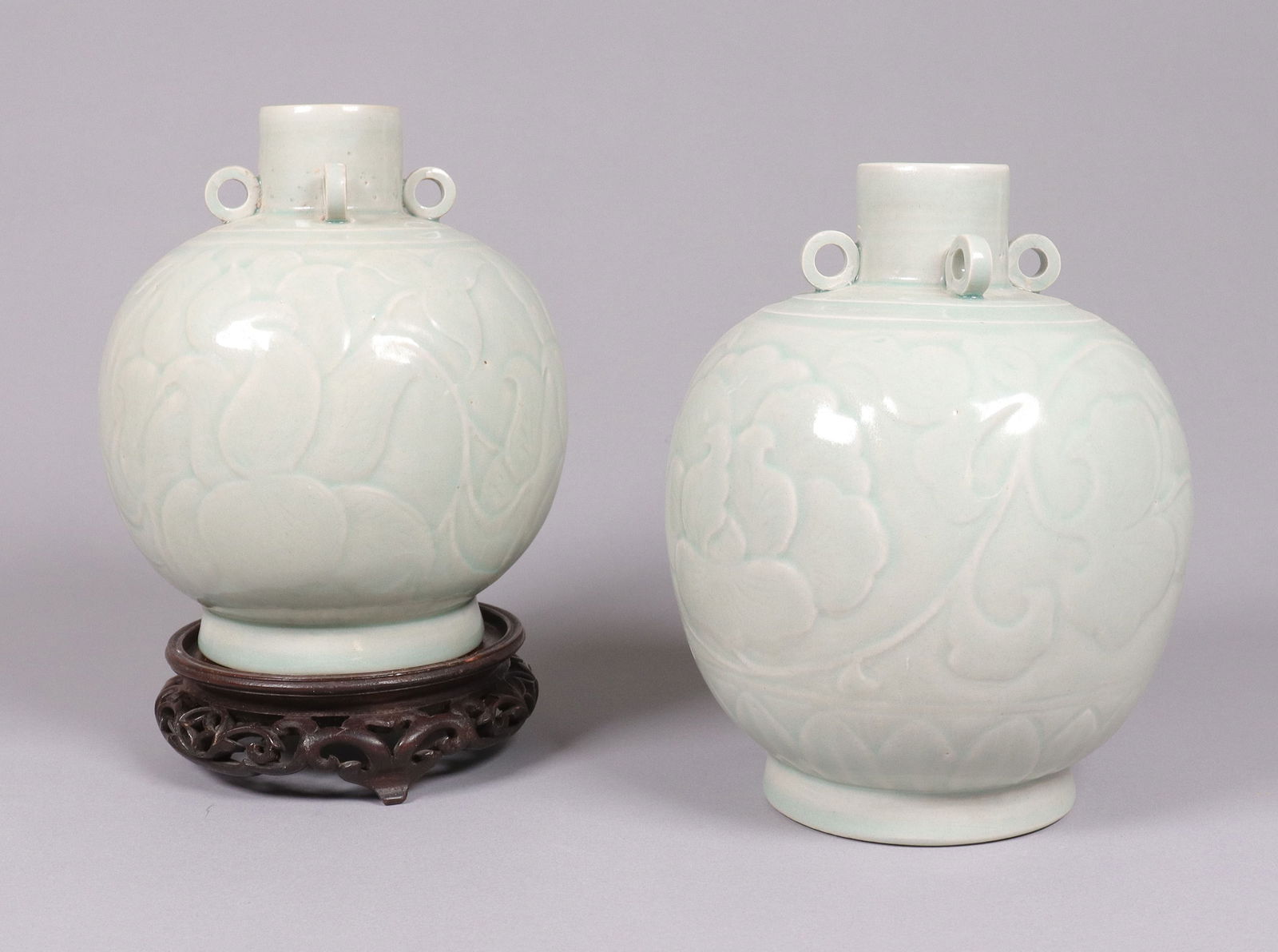 Lots Chinese celadon jars (1 of 7)