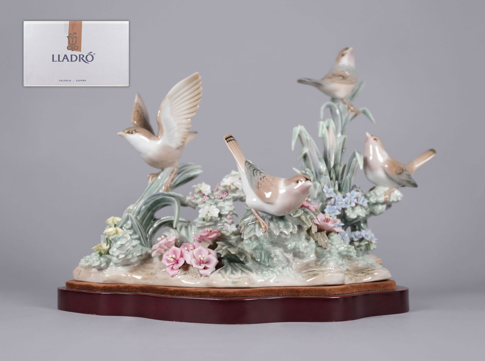 A rare Lladro bird floral with box (1 of 10)