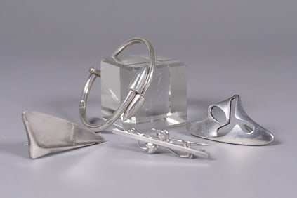 Lots estate silver jewelry 2.2 oz