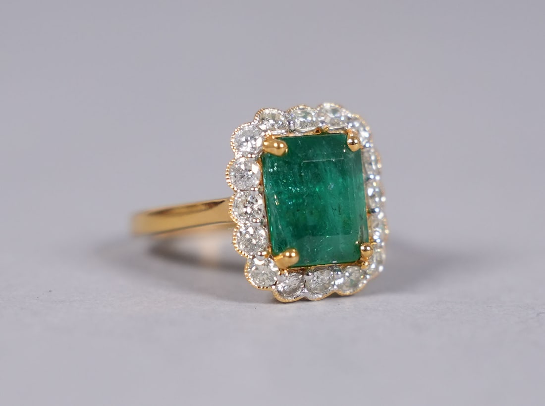 14 kt gold emerald diamond ring US 6.75 (1 of 9)