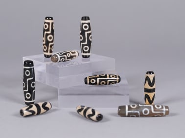 Lots Tibetan dzi beads estate