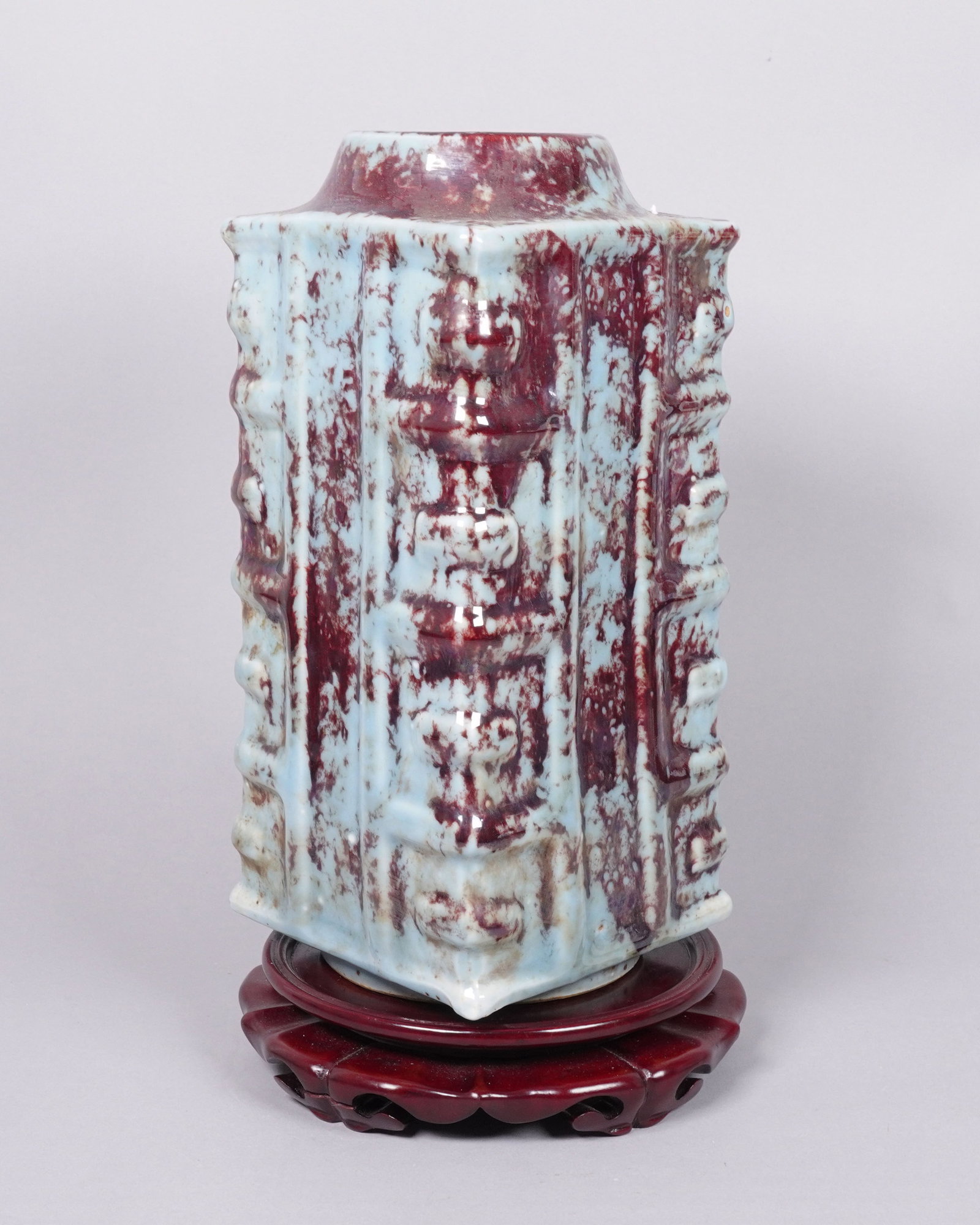 Chinese fine square vase: Chinese fine square vase. H: 11.5" x W: 5.25."