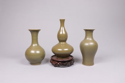 Lots Chinese green vase