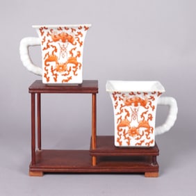 2 Chinese antique cups