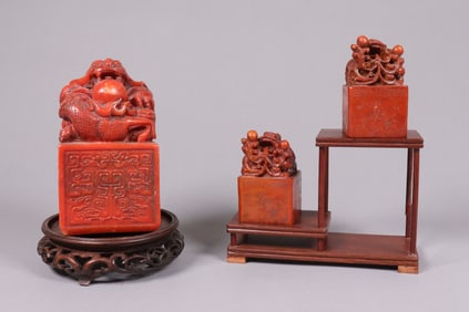 Lots Chinese carvings