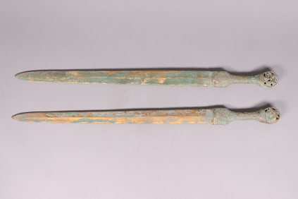 Lots Chinese bronze sword