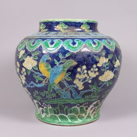 Chinese important antique jar