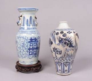 Lots Chinese b/w porcelains
