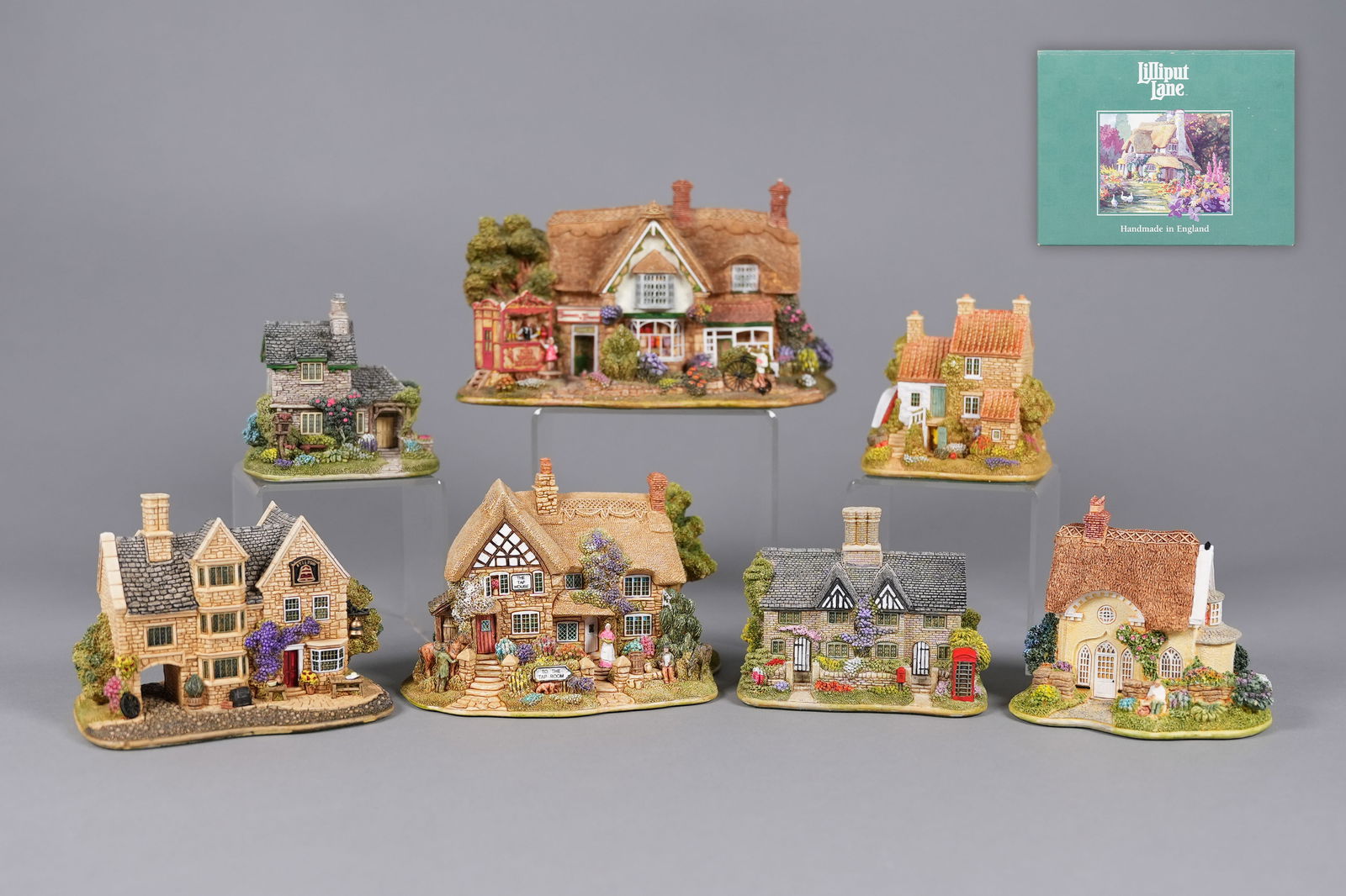 Lots Lilliput Lane items with box (1 of 8)