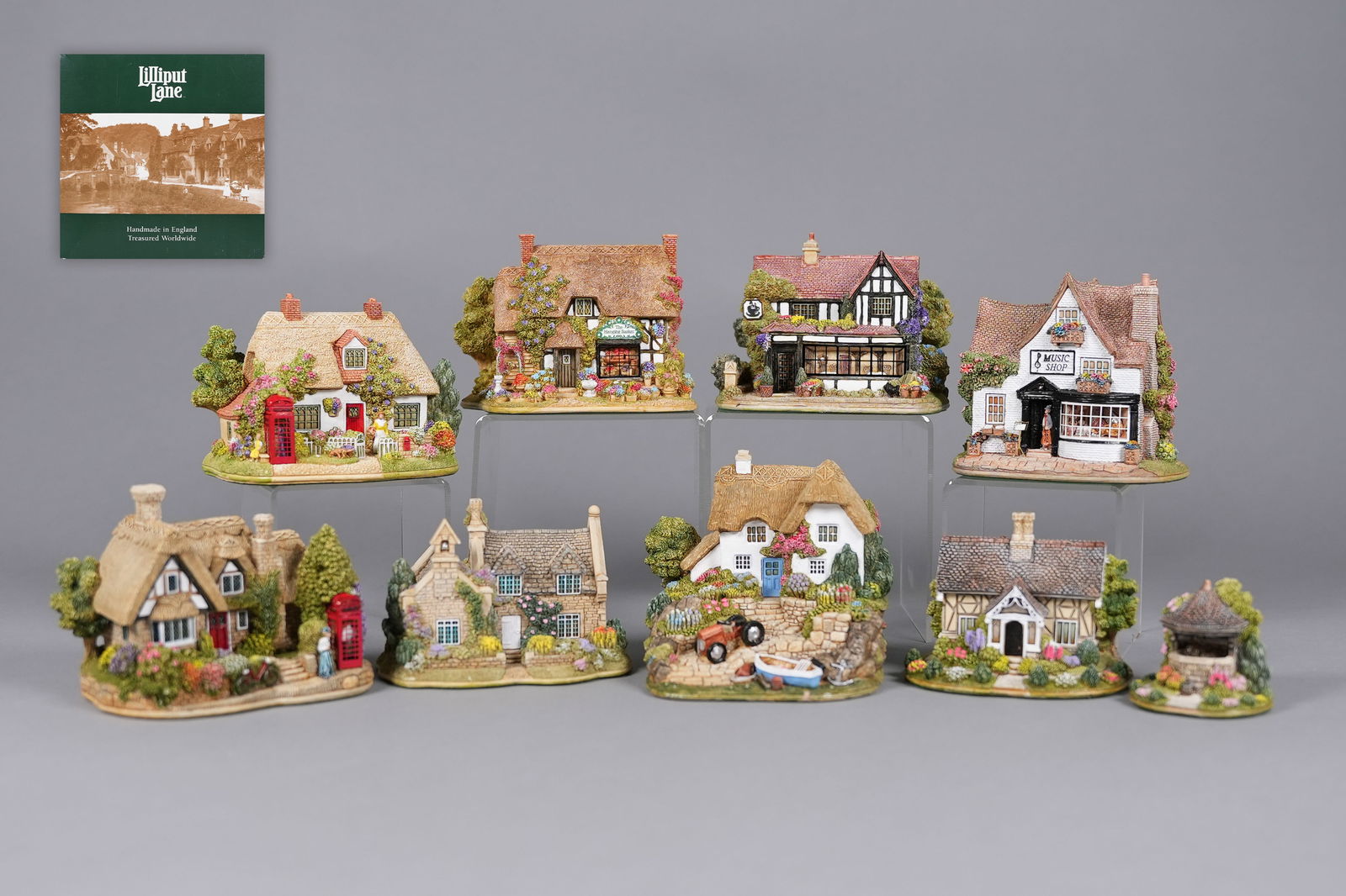 Lots Lilliput Lane items with box (1 of 8)