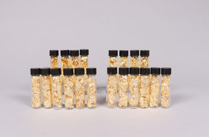 Lots of flakes ungraded