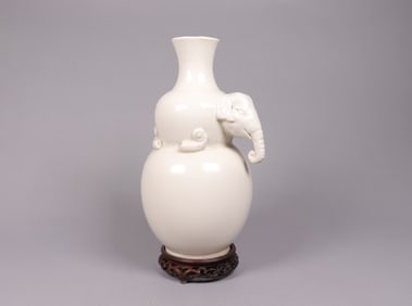 Chinese white vase