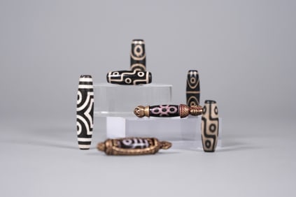 Lots Tibetan dzi beads