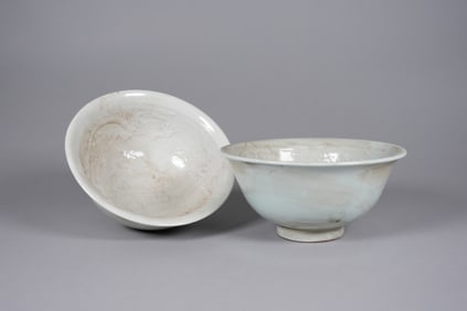 2 Chinese large bowls