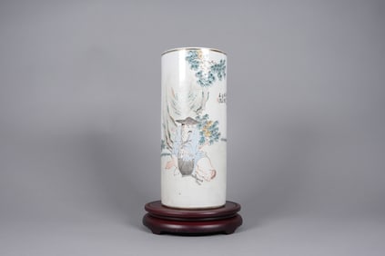 Chinese fine hat vase