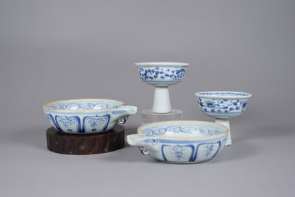 Lots Chinese b/w porcelains
