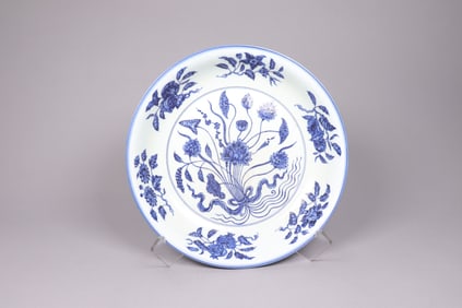 Chinese floral b/w charger plate