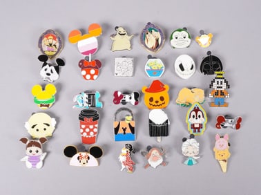 Lots Disney pins