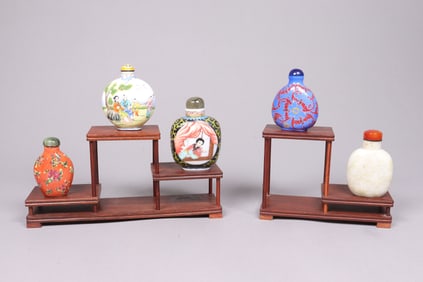 Lots Chinese snuff bottles