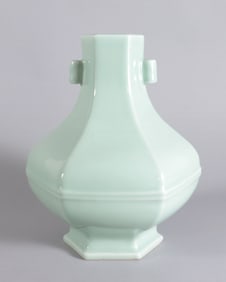 Chinese fine celadon vase
