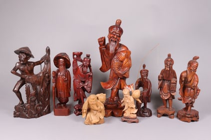 Lots Chinese wooden carvings