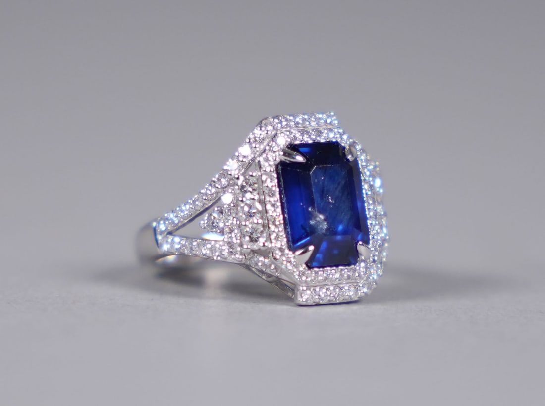 Platinum sapphire diamond ring US 6.75: Platinum sapphire diamond ring, US size 6.75. Total 3.56 carats sapphire, and 1.00 carats diamonds.