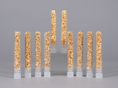 Lots gold flakes ungraded