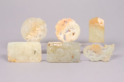 Lots Chinese jade carvings