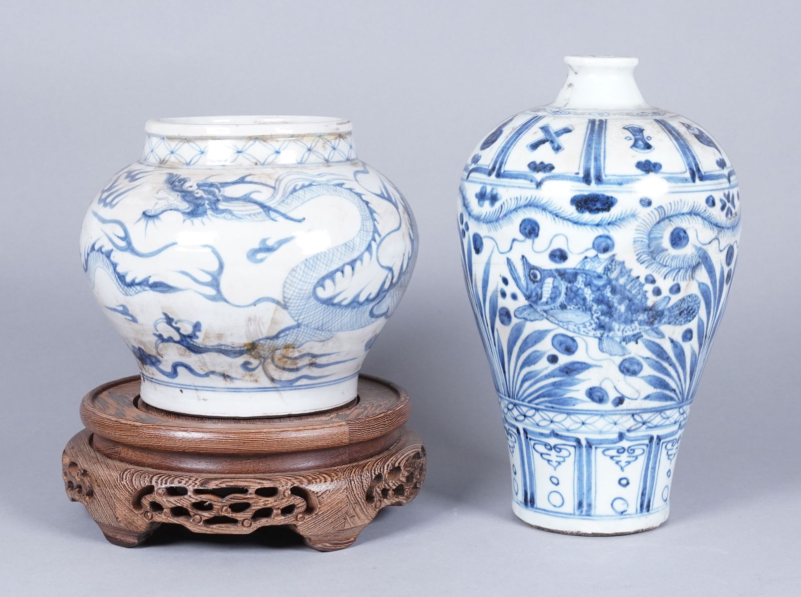 Lots Chinese b/w porcelains (1 of 7)
