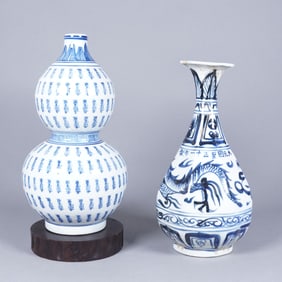 Lots Chinese b/w vase