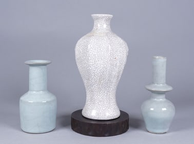 Lots Chinese vase