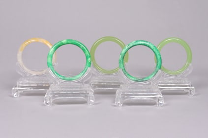 Lots Chinese apple green bangles