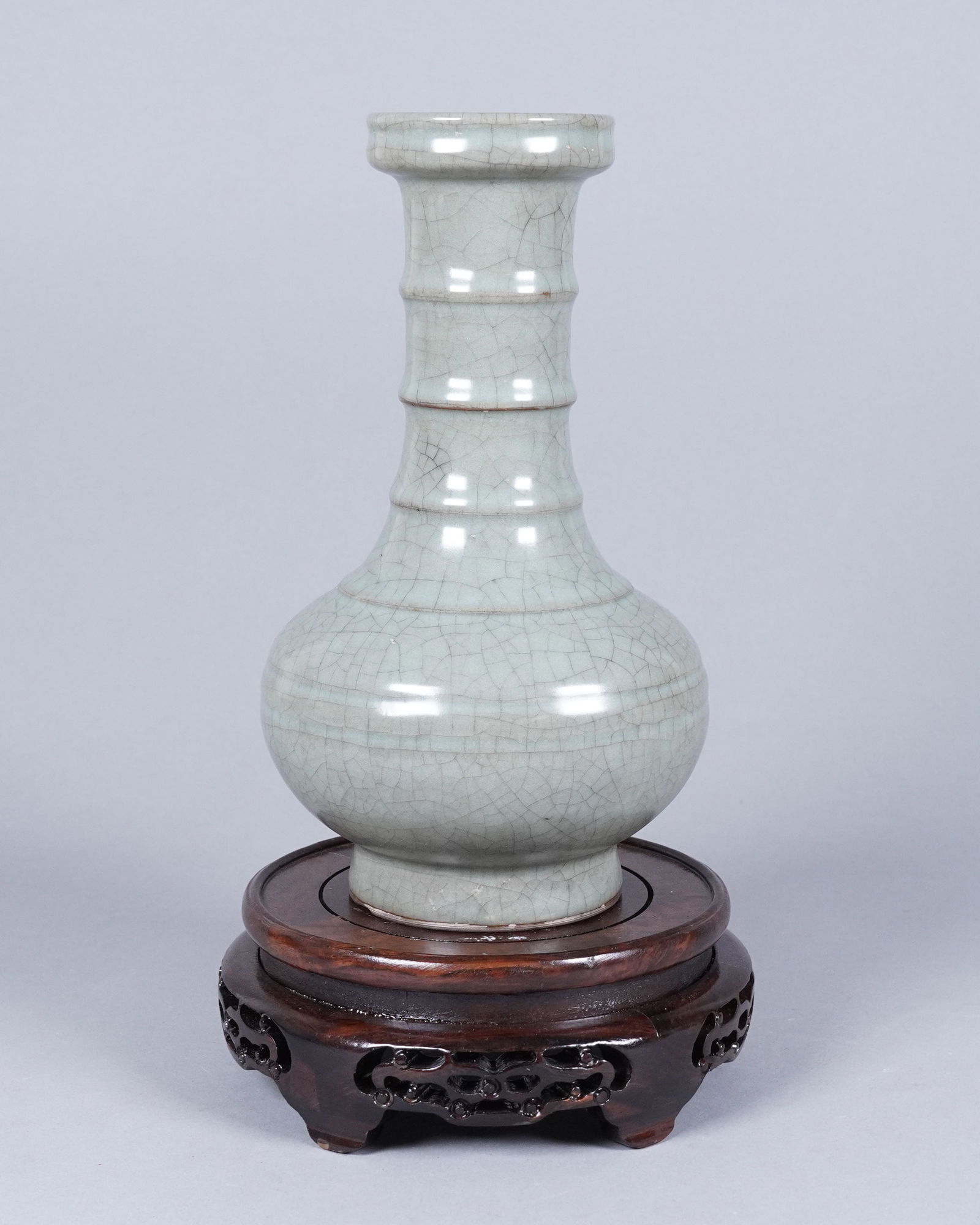 Chinese celadon vase: Chinese fine celadon vase. H: 8.8" x W: 5."