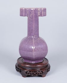 Chinese purple vase