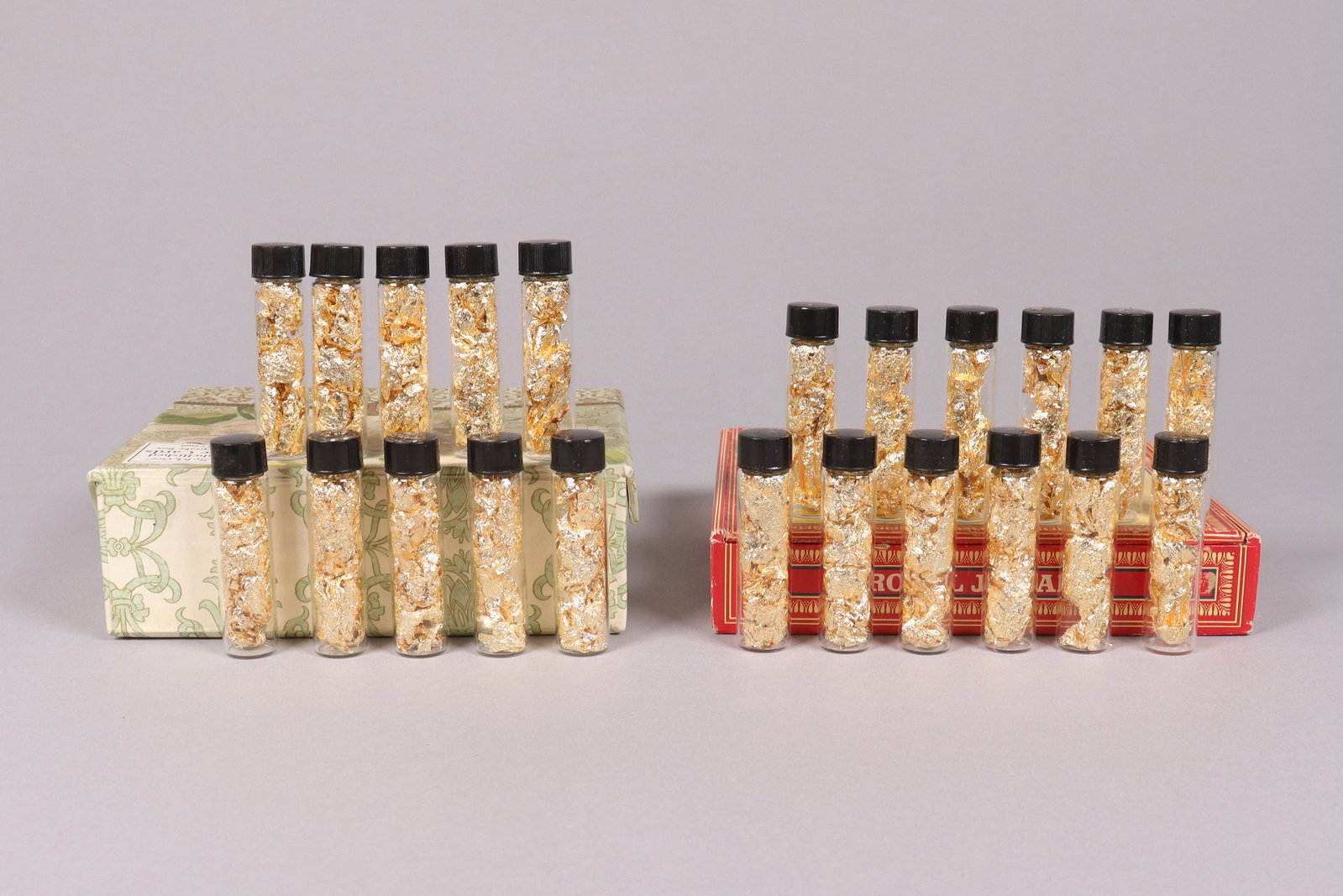 Lots gold flakes ungraded: Lots gold flakes ungraded, or did not tested. All sales are final, no return.