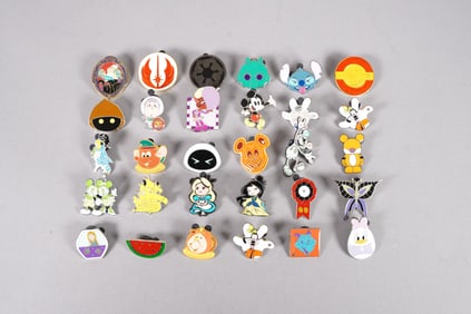 Lots Disney pins